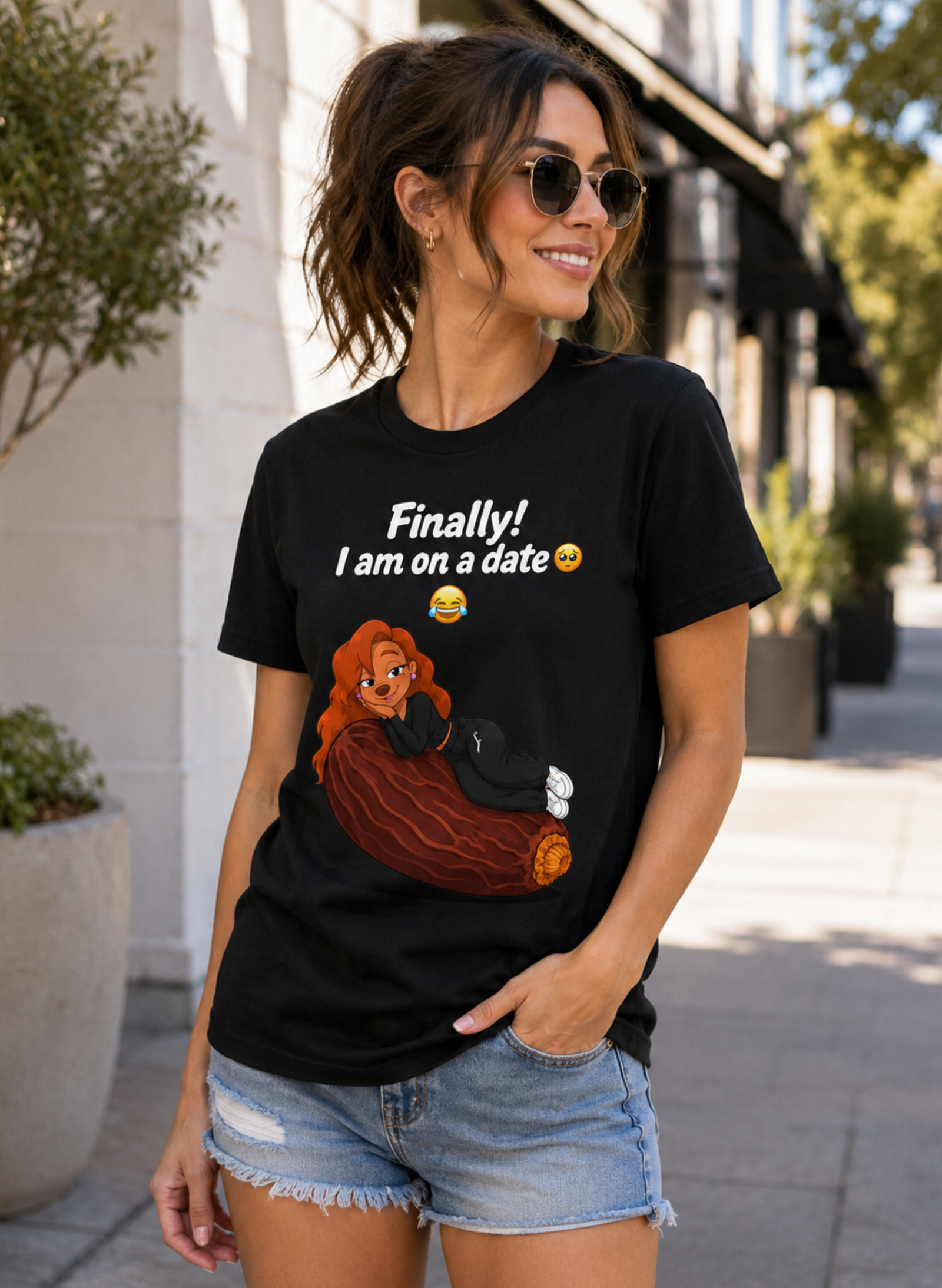 Funny Dating Shirt – Roxanne Finally On A Date Graphic Tee