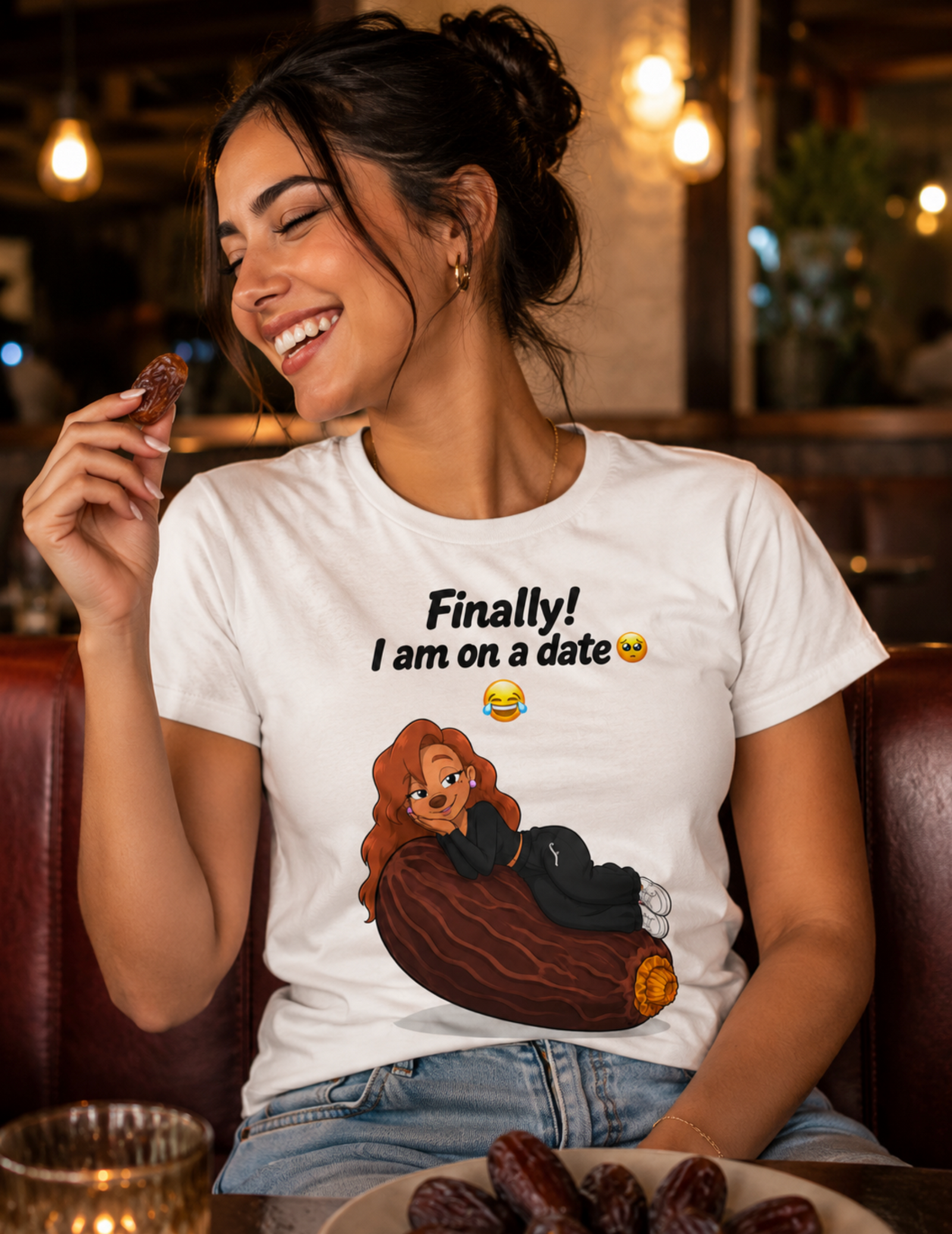 Funny Dating Shirt – Roxanne Finally On A Date Graphic Tee
