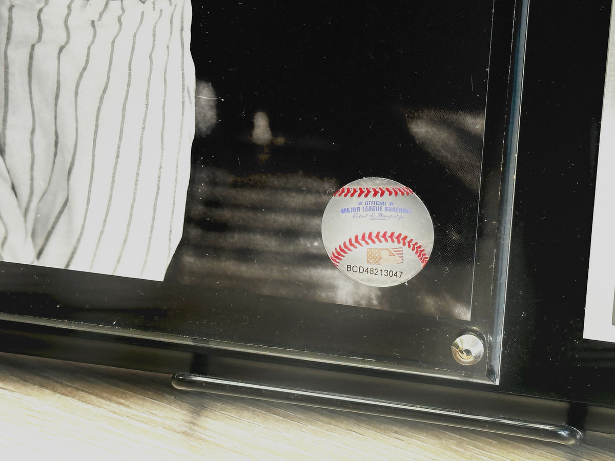 Babe Ruth New York Yankees Handmade Metal Plaque with Trading Card and Career Stats