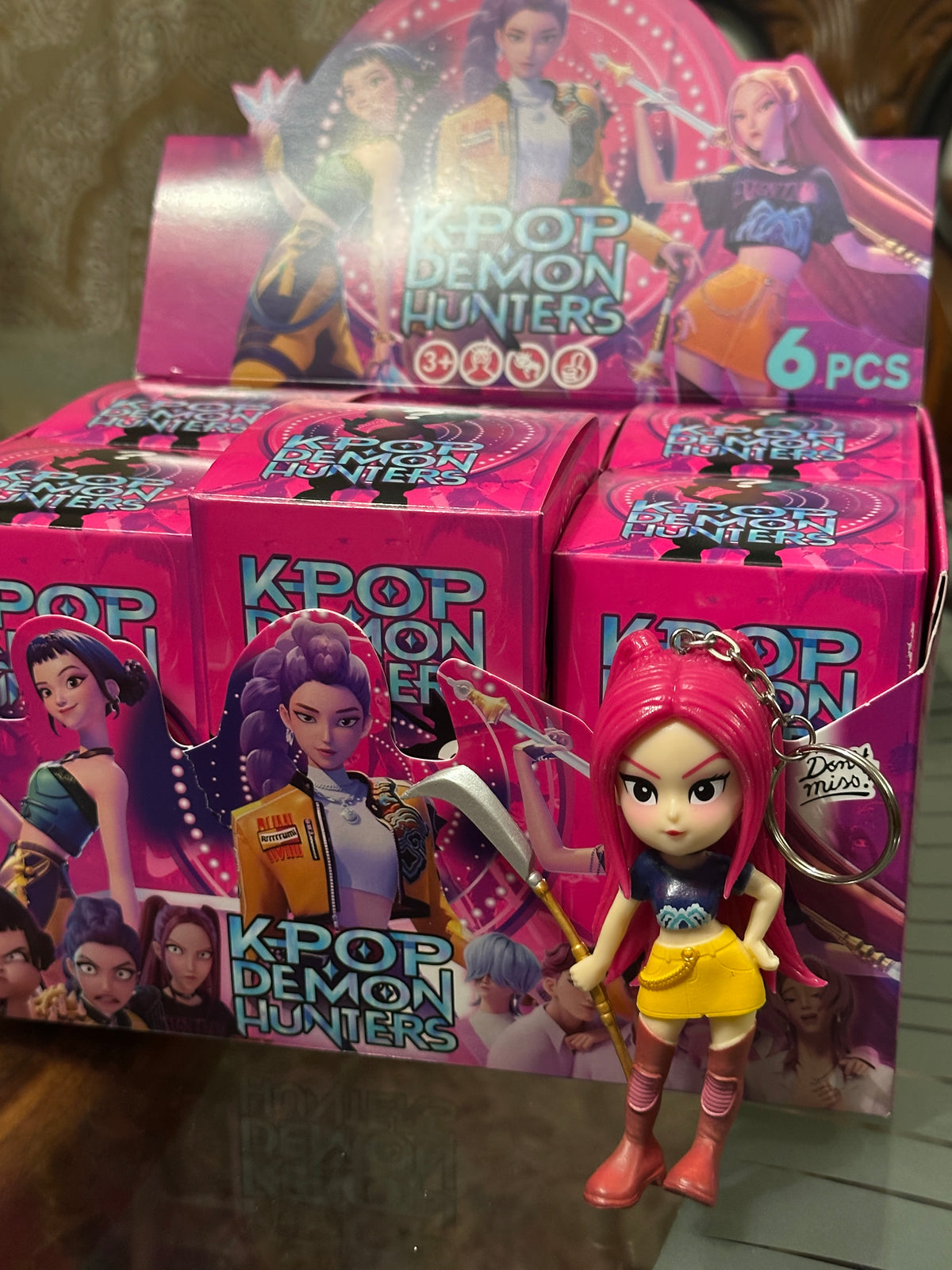 KPOP Demon Hunters Mystery Keychain – Blind Box Collectible | Anime Idol Key Ring | HuntrX K-pop Girl Group