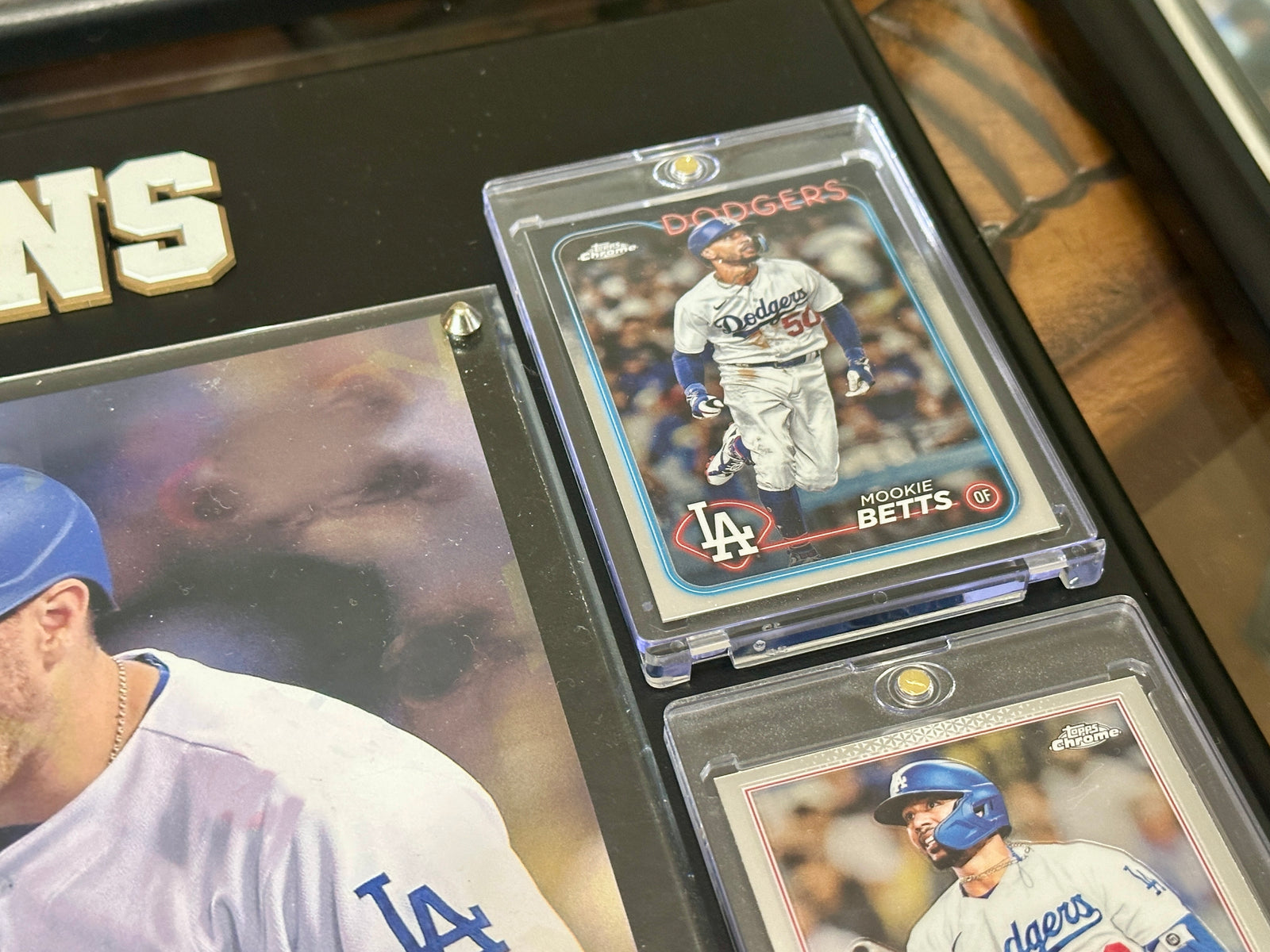 Mookie Betts & Freddie Freeman Autograph Plaque – Handmade Metal Dodgers Collectible (15x12 Base, 8x10 Photo)