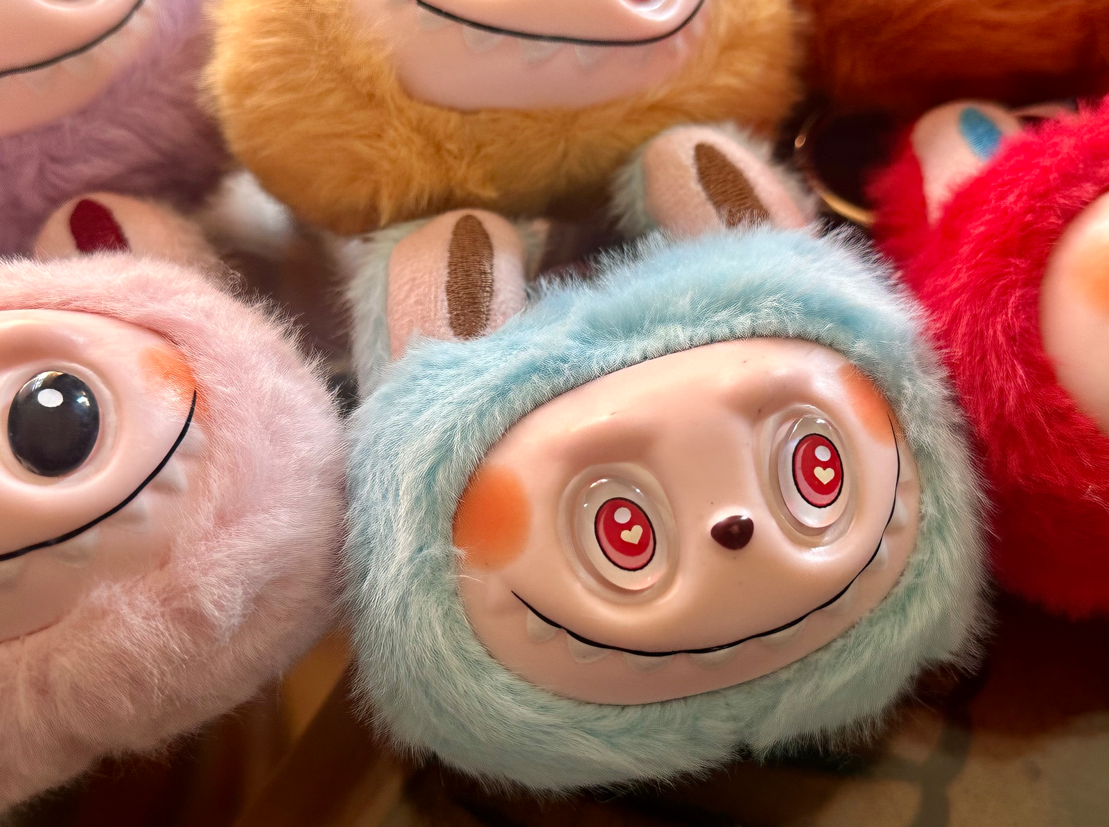 Singing Fluffy Labubu Bunny Keychains – 10 Colors – Cute Collectible Plush Charms (4” x 3.5”)