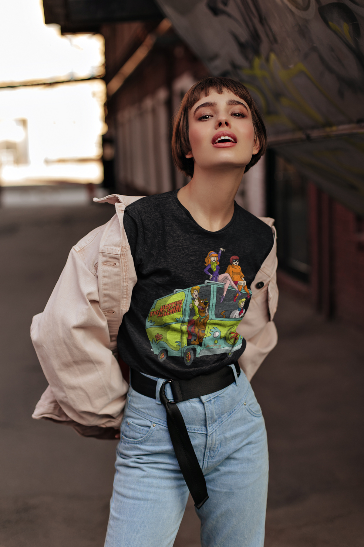 “Cruisin’ with the Mystery Crew” – Retro Van Squad-Inspired T-Shirt | Classic Cartoon Vibes &amp; Nostalgia Ride