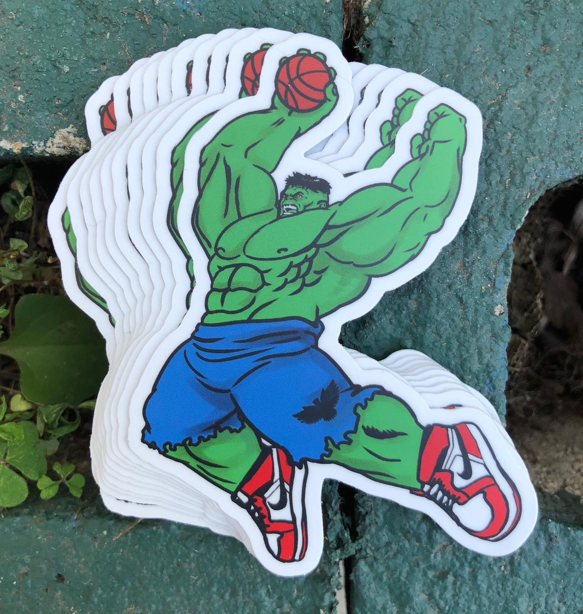 Slam Dunking Green Giant Vinyl Sticker – Smash the Court with Epic Power!