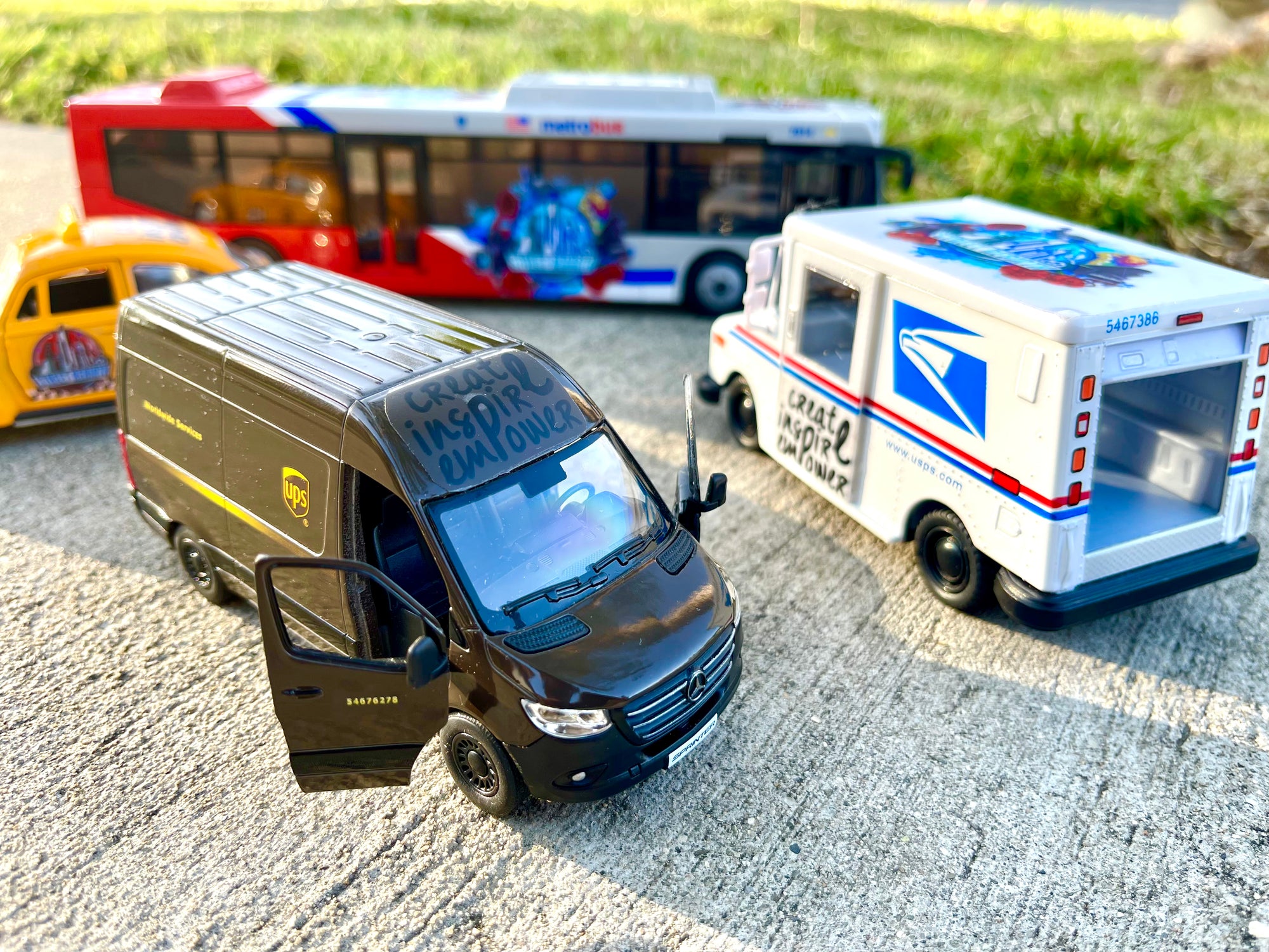 Street Rebirth Vehicles - UPS Mercedes Benz Sprinter - 5 x 2 x 2.5 Inches