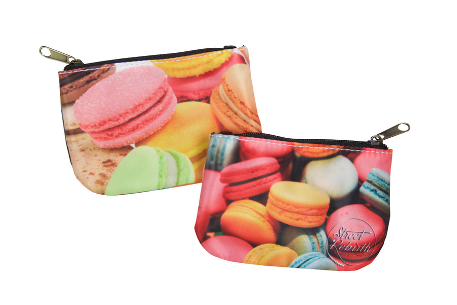 Compact coin purse with an original humorous printed design