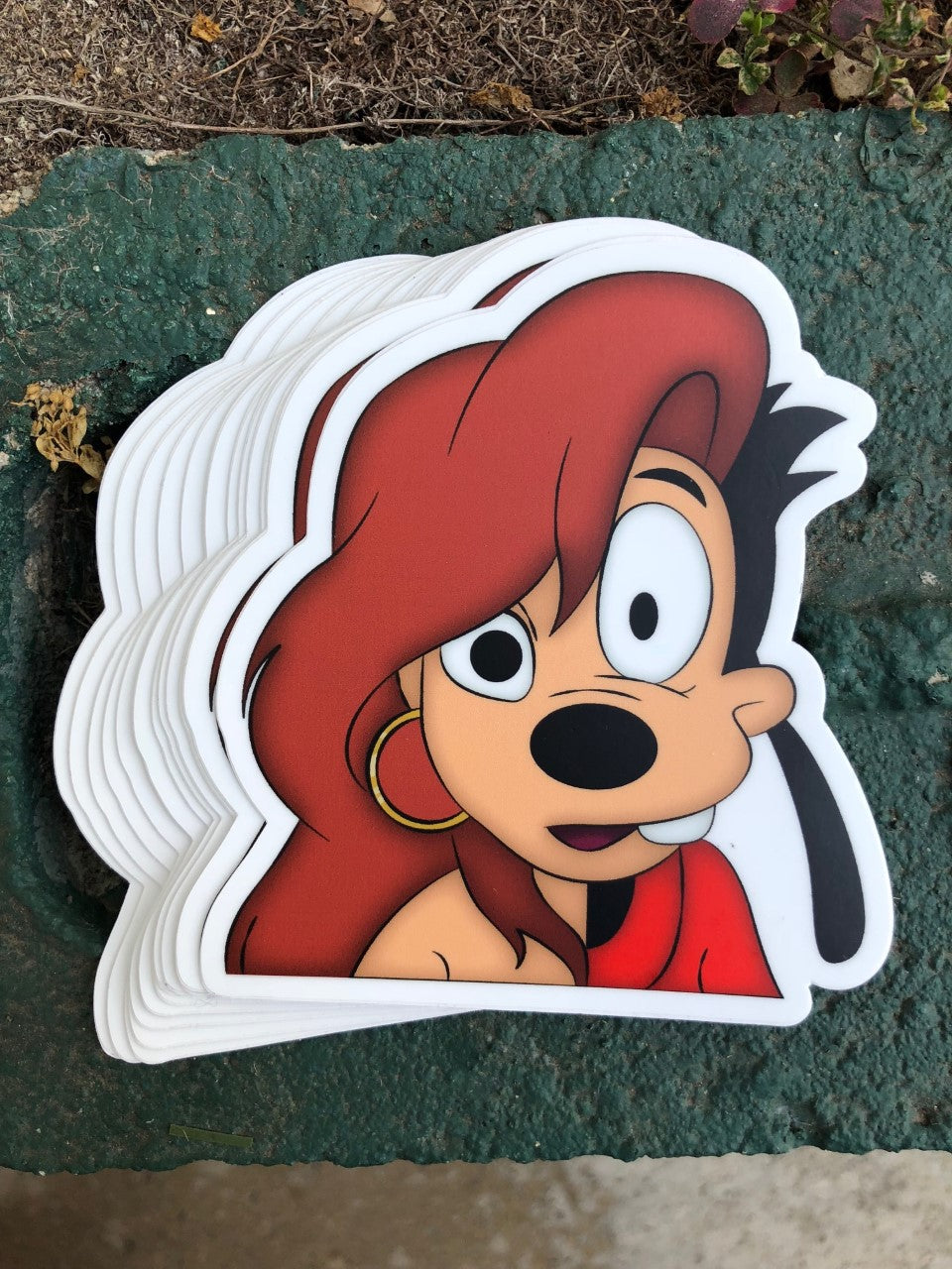 Half Face Max and Roxanne Vinyl Sticker – A Bold and Artistic Tribute to Love and Symmetry